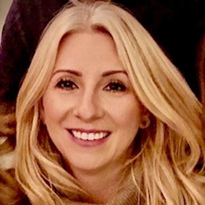 Dominika Duffey, 글로벌 규정 준수 담당자